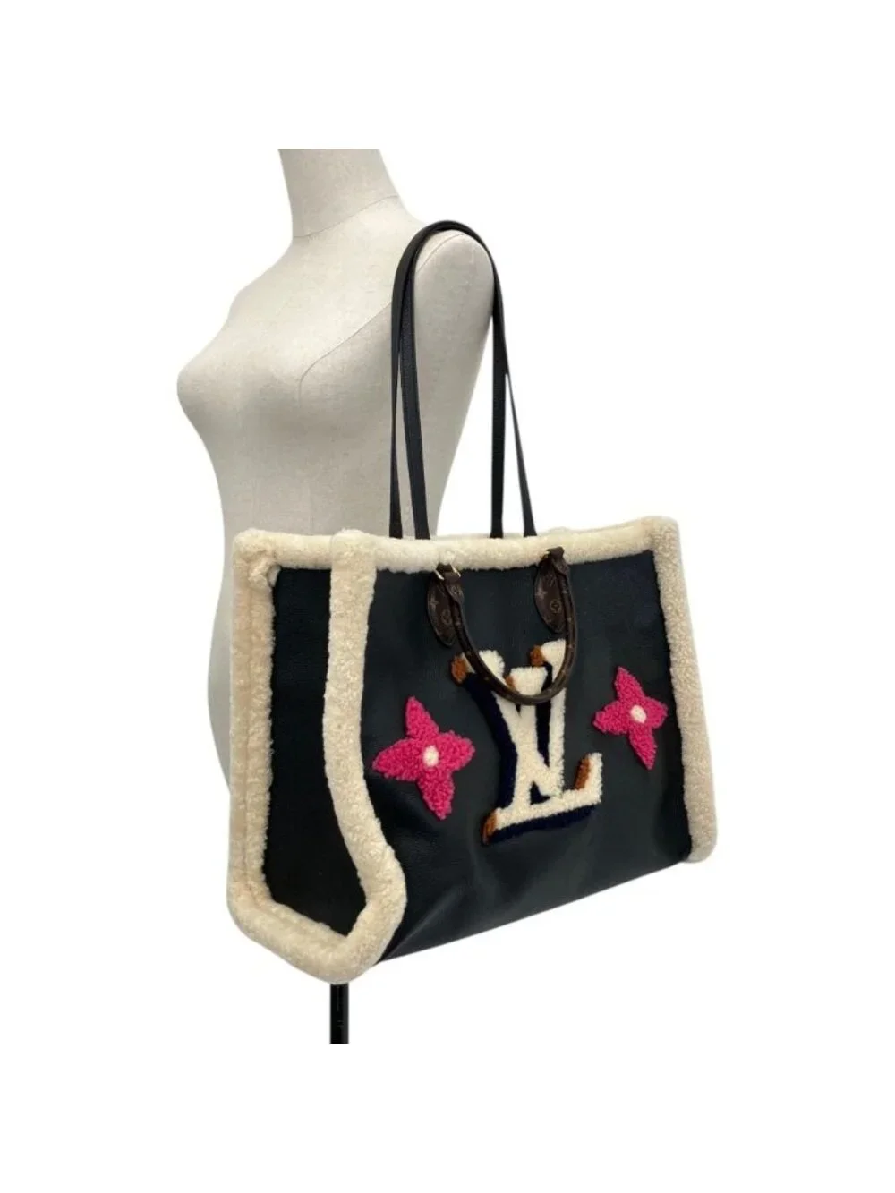 Louis Vuitton Monogram Teddy on the Go GM Leather Tote Black